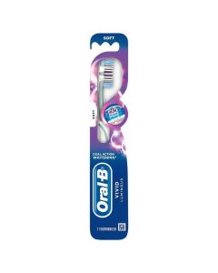 Oral-B Vivid Whitening Manual Toothbrush Soft