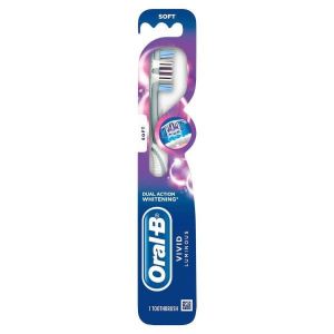 Oral-B Vivid Whitening Manual Toothbrush Soft