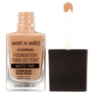 wet n wild Photo Focus Liquid Foundation, Medium, Matte, Cream Beige, 1 fl oz"