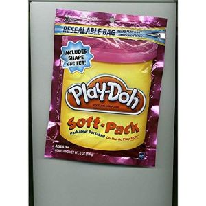 Play-Doh Soft Pack and 1 Shape Cutter - Pink