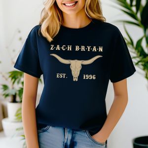 Graphic tees shirts 1971 USTEE UNISEX ,Front Zach Bryan T SHIRT, T-Shirt Beautiful, Top Trending."